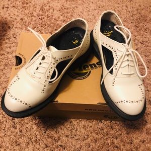 Dr Martens Flats